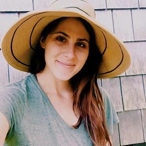 Meet your Posher, Christina